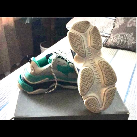 Balenciaga Triple S Snickers - Picture 5 of 5